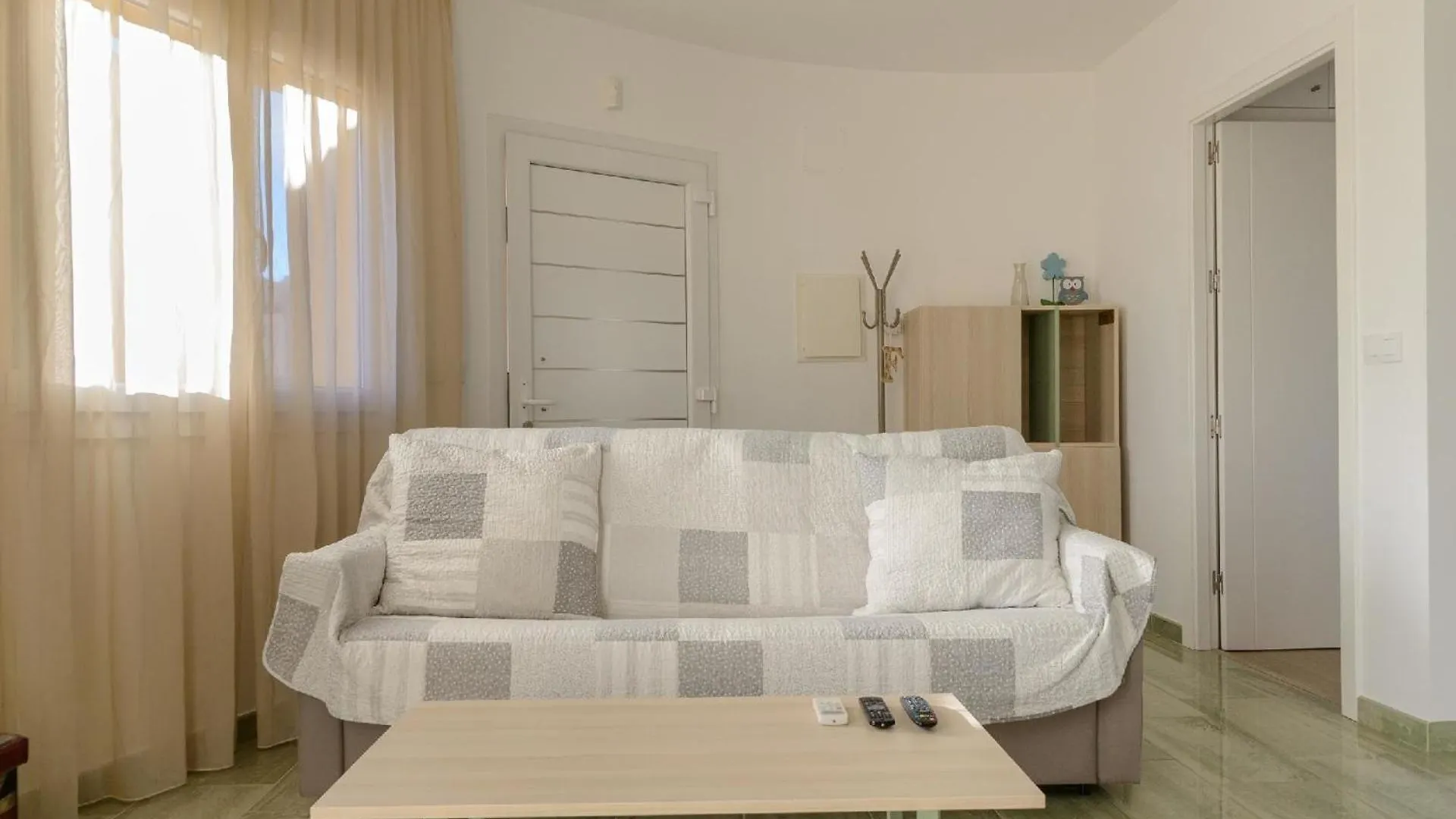 Ferienwohnung Fuer 4 Personen Ca 60 Qm In Empuriabrava, Costa Brava Golf De Roses