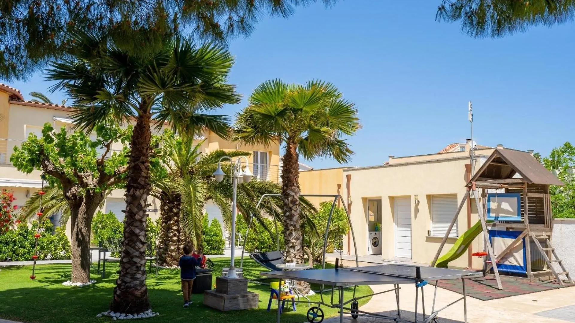 Ferienwohnung Fuer 4 Personen Ca 60 Qm In Empuriabrava, Costa Brava Golf De Roses